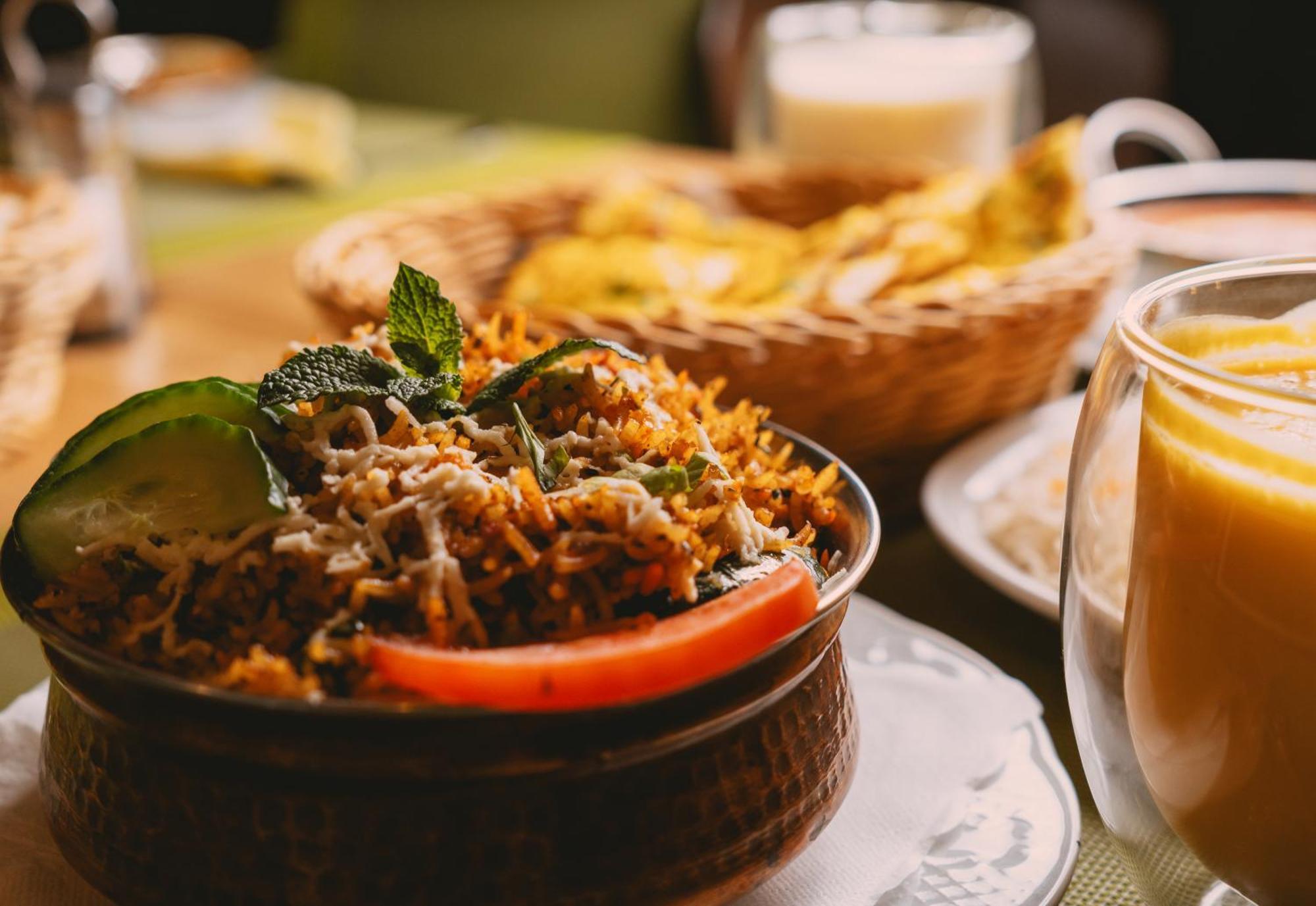 Hotel Restaurant Taverna Eching  Экстерьер фото